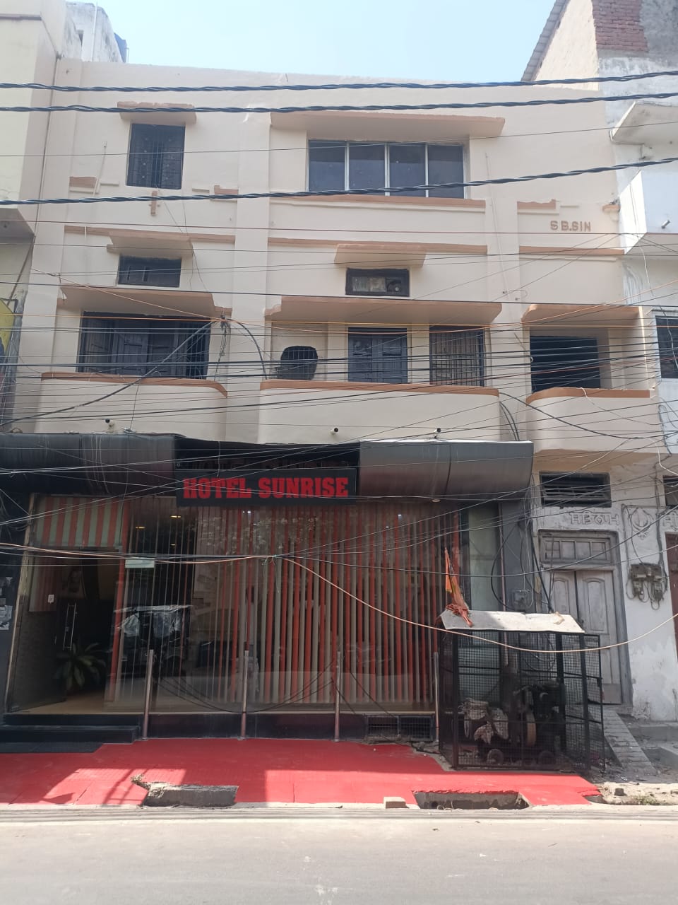 Hotel Sunrise img